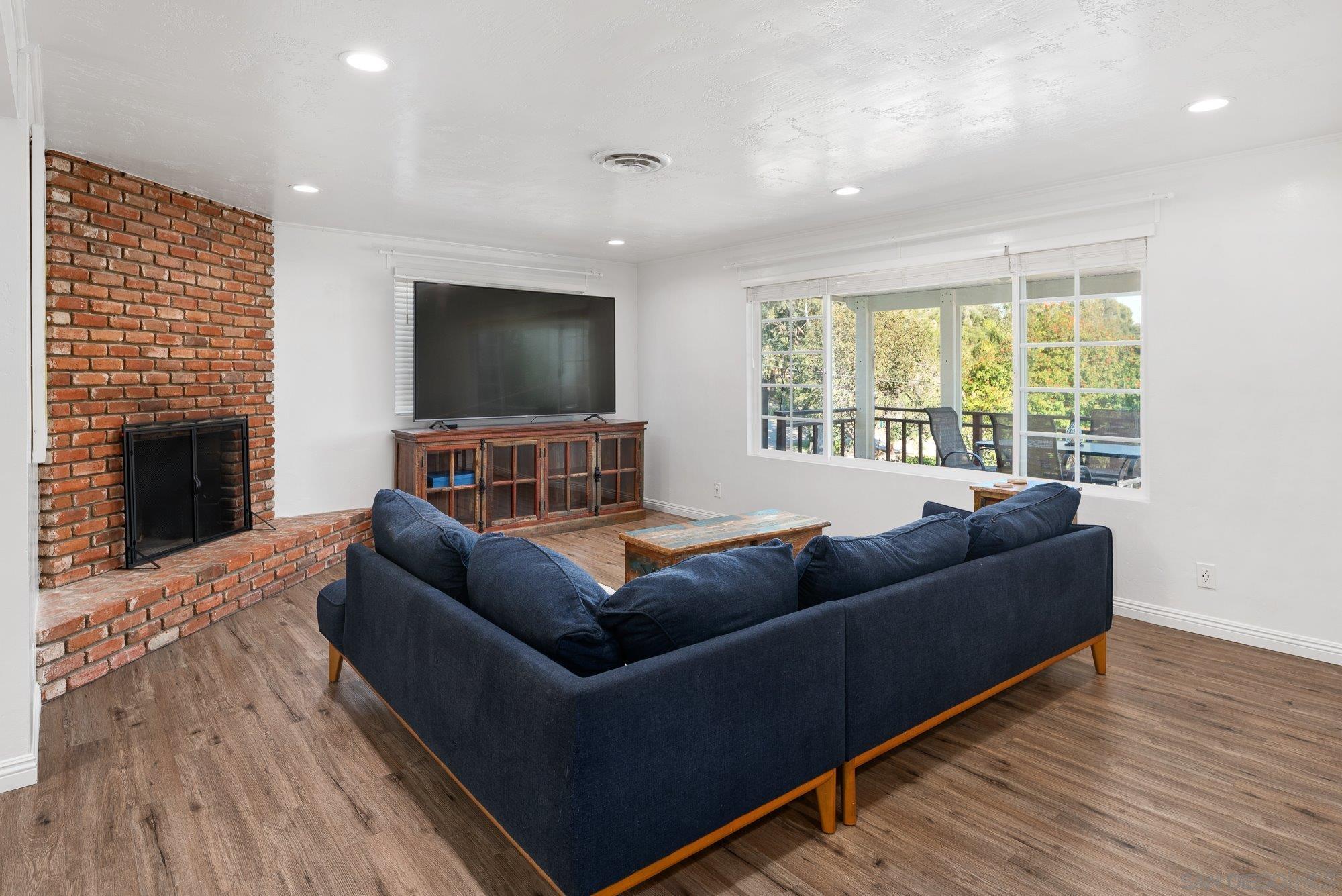 Detail Gallery Image 10 of 59 For 1780  Grove Rd, El Cajon,  CA 92020 - 3 Beds | 2 Baths