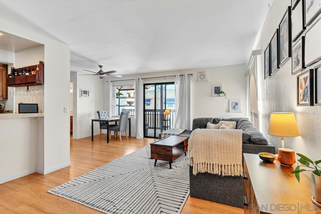 Detail Gallery Image 3 of 26 For 4725  35th St  #7,  San Diego,  CA 92116 - 2 Beds | 2 Baths