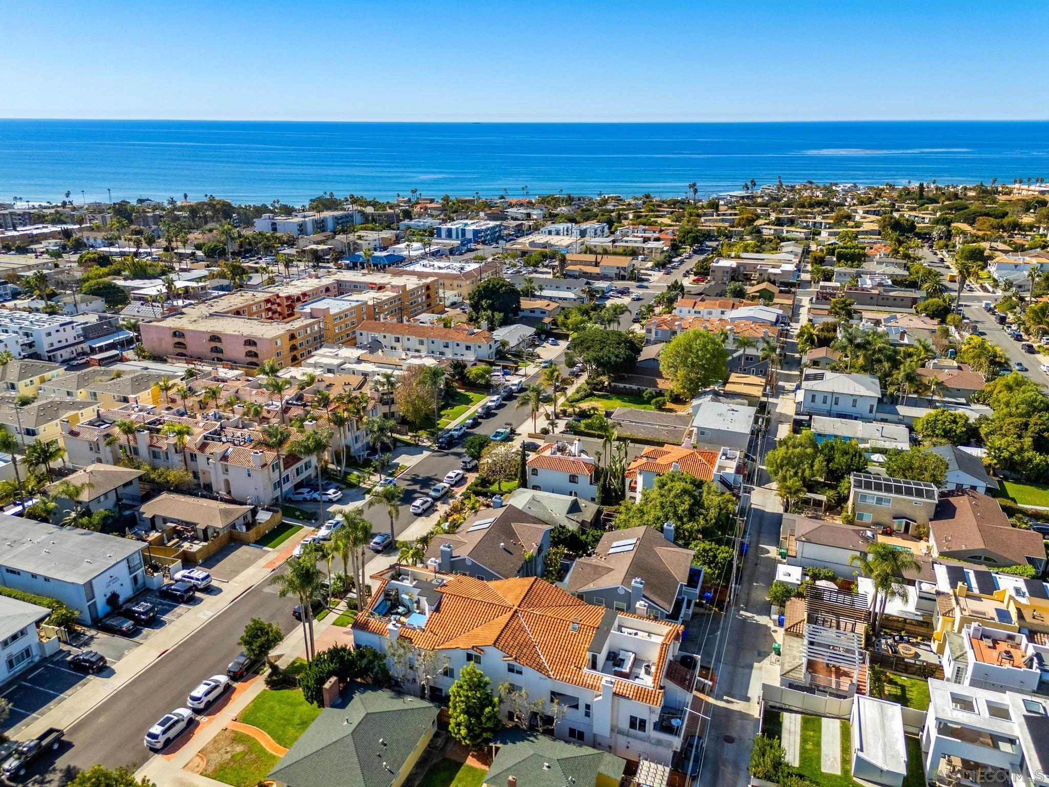 Detail Gallery Image 29 of 29 For 928  Agate Street, San Diego,  CA 92109 - 2 Beds | 2/1 Baths