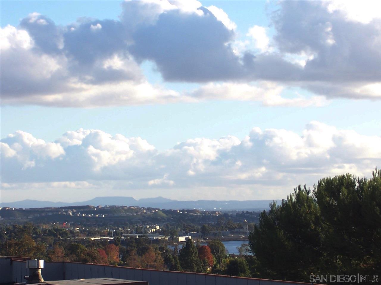 Detail Gallery Image 2 of 12 For 6930  Hyde Park Dr.  315, San Diego,  CA 92119 - 1 Beds | 1 Baths