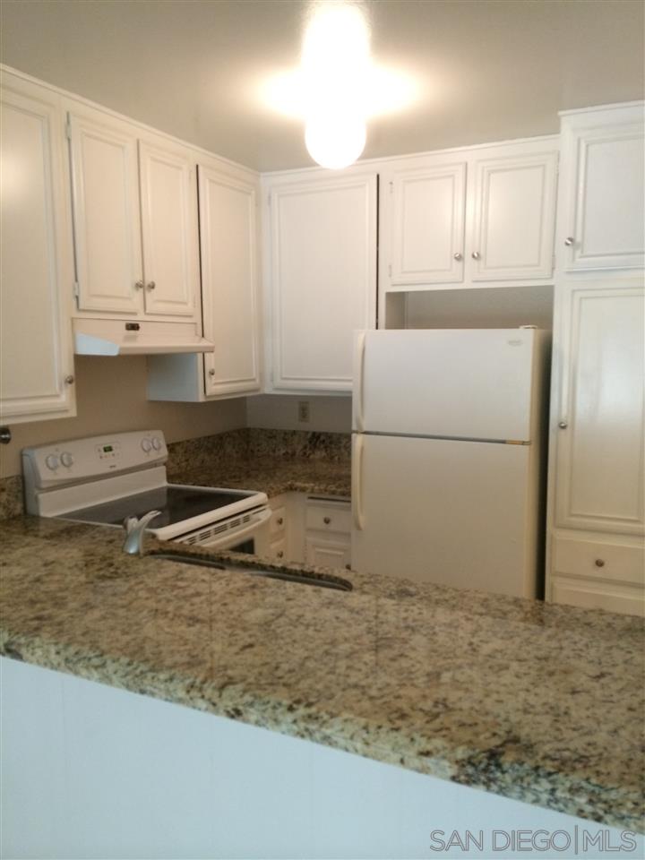 Detail Gallery Image 4 of 12 For 6930  Hyde Park Dr.  315, San Diego,  CA 92119 - 1 Beds | 1 Baths