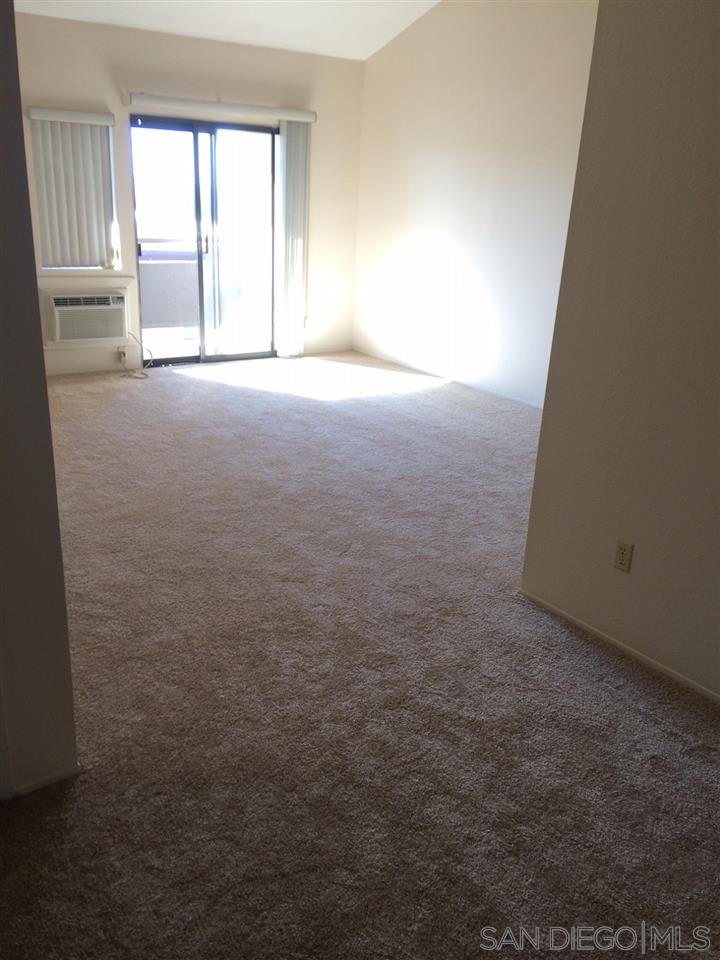 Detail Gallery Image 7 of 12 For 6930  Hyde Park Dr.  315, San Diego,  CA 92119 - 1 Beds | 1 Baths