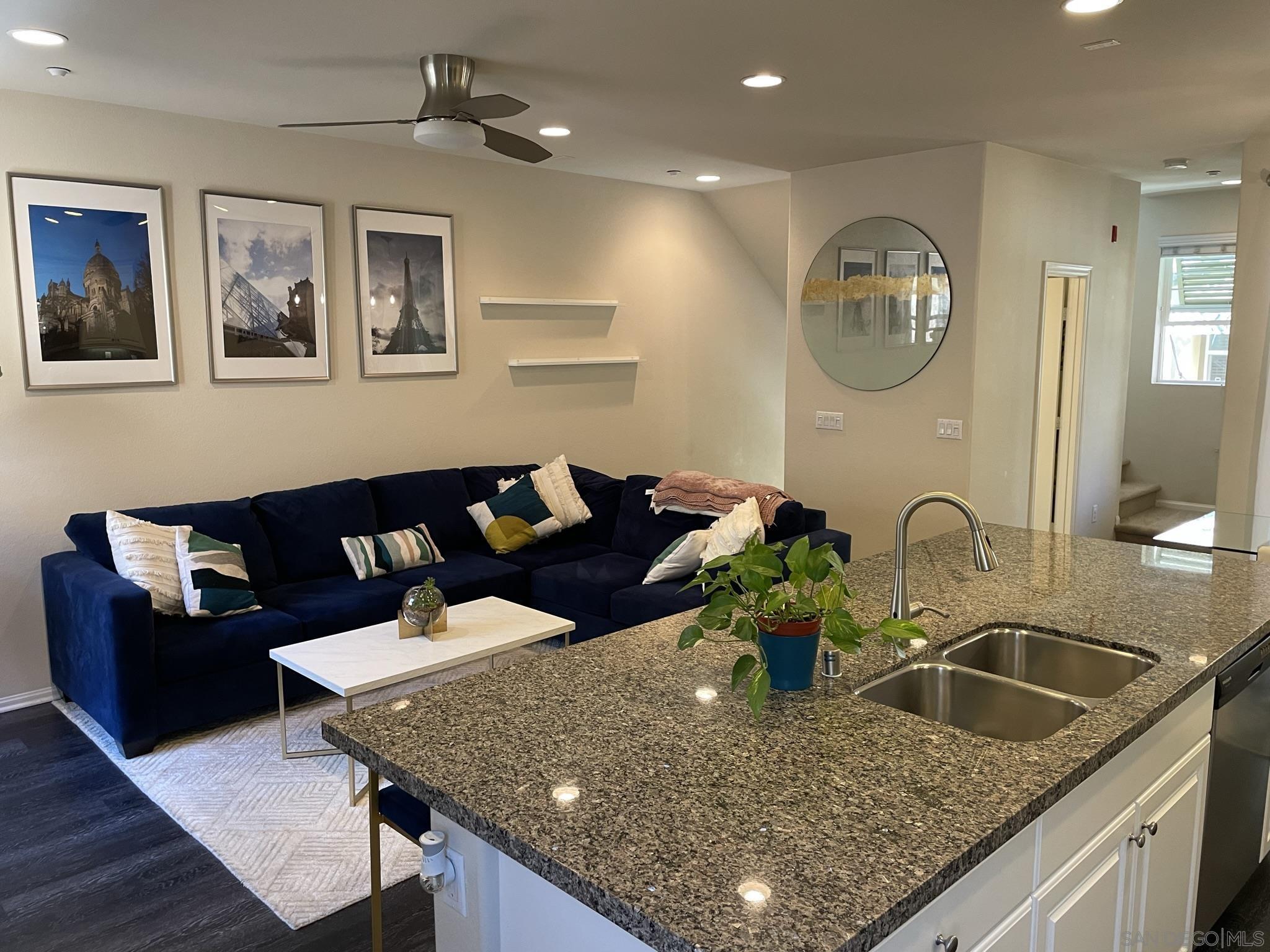 Detail Gallery Image 18 of 22 For 2329  Sentinel Lane, San Marcos,  CA 92078 - 3 Beds | 2/1 Baths