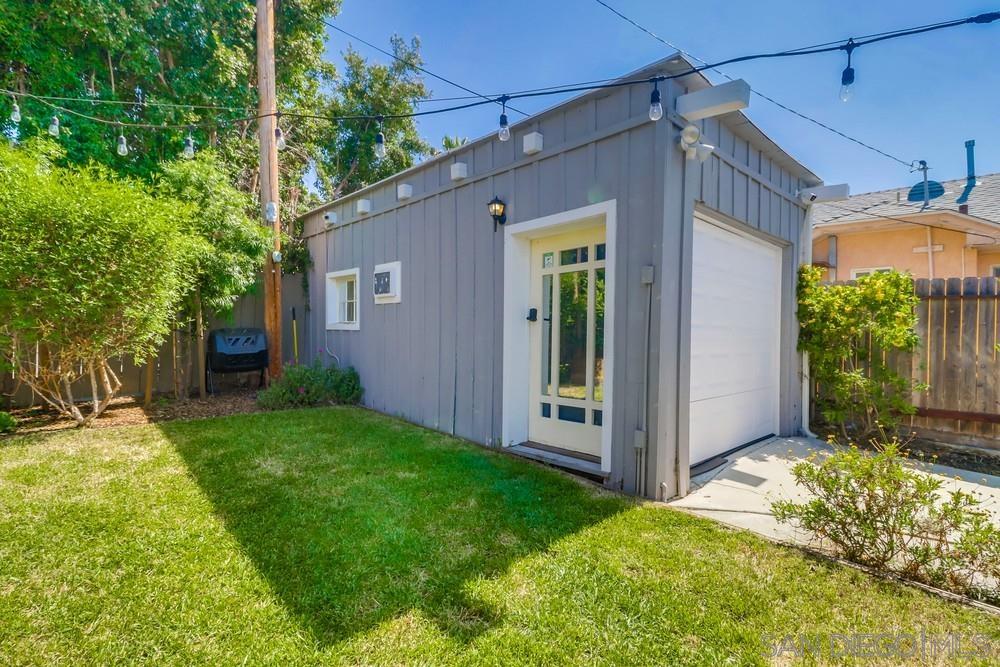 Detail Gallery Image 29 of 35 For 2440  Lincoln Ave, San Diego,  CA 92104 - 3 Beds | 2 Baths