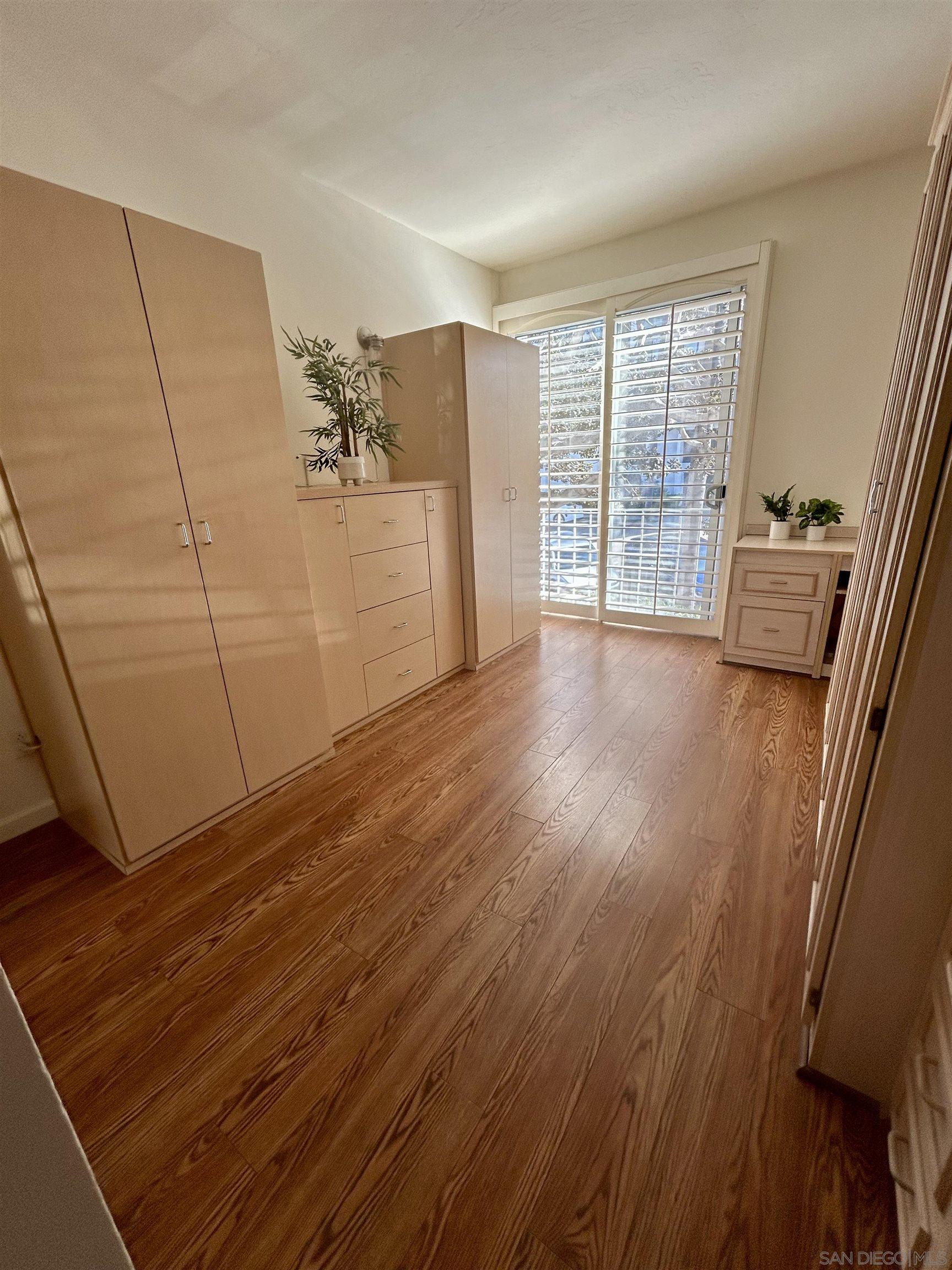 Detail Gallery Image 18 of 40 For 2410  Albatross St  #9,  San Diego,  CA 92101 - 2 Beds | 2 Baths