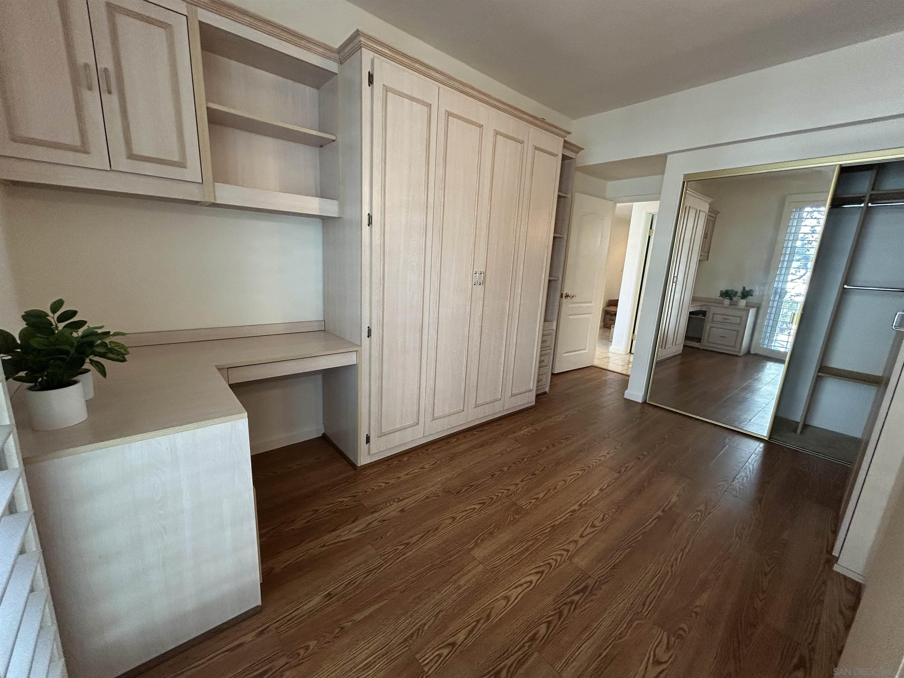 Detail Gallery Image 20 of 40 For 2410  Albatross St  #9,  San Diego,  CA 92101 - 2 Beds | 2 Baths
