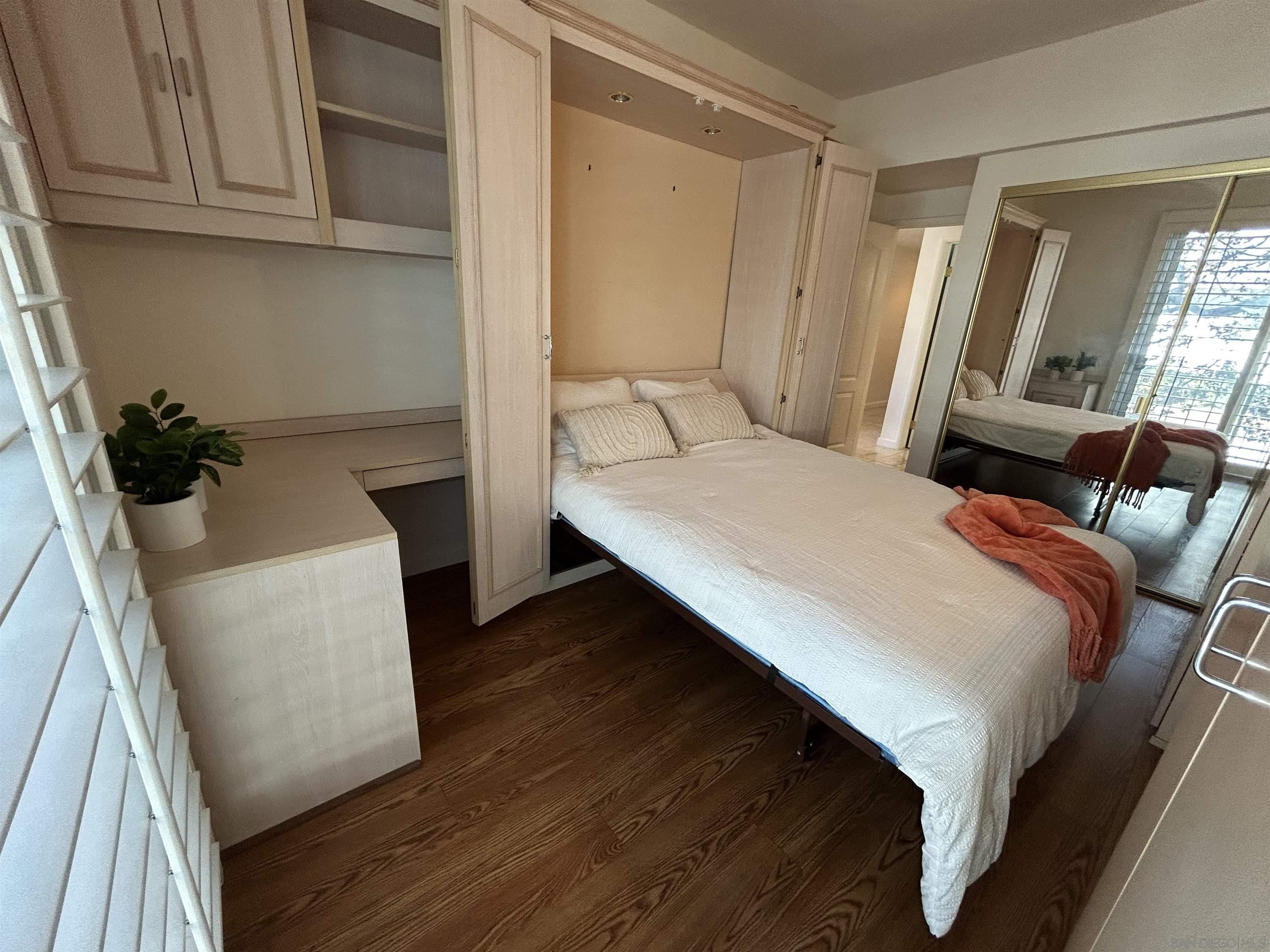 Detail Gallery Image 21 of 40 For 2410  Albatross St  #9,  San Diego,  CA 92101 - 2 Beds | 2 Baths