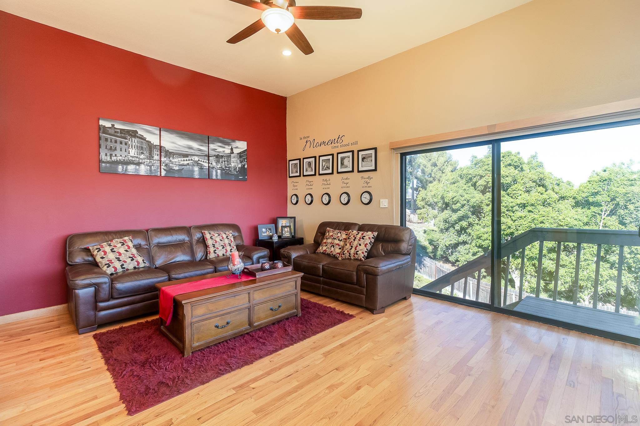 Detail Gallery Image 11 of 27 For 1574  Shadow Knolls Dr, El Cajon,  CA 92020 - 5 Beds | 3/1 Baths