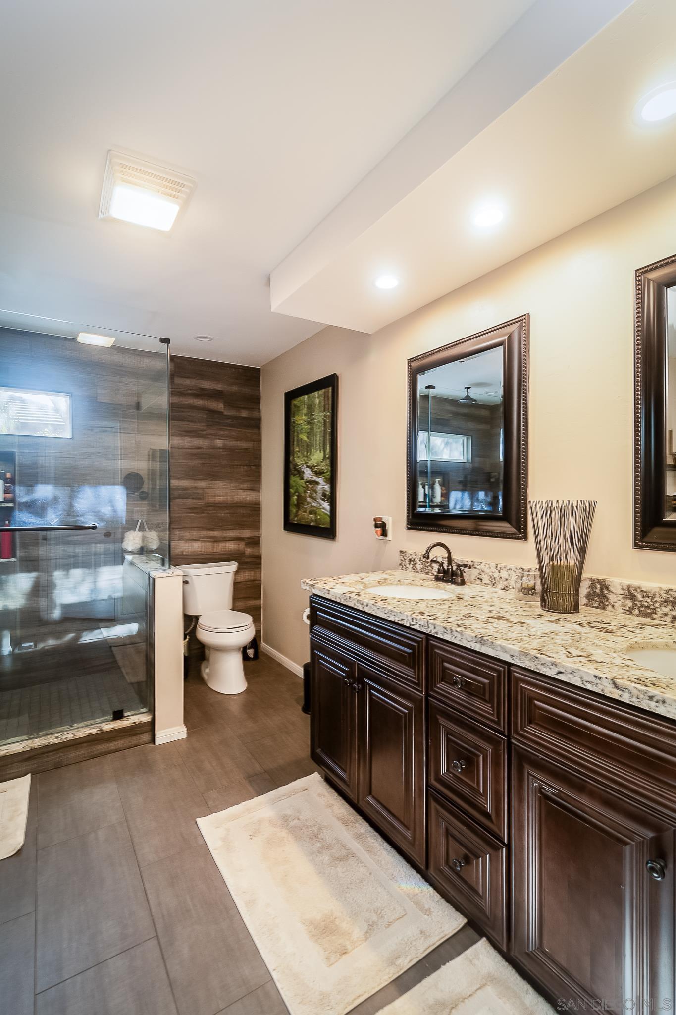 Detail Gallery Image 17 of 27 For 1574  Shadow Knolls Dr, El Cajon,  CA 92020 - 5 Beds | 3/1 Baths