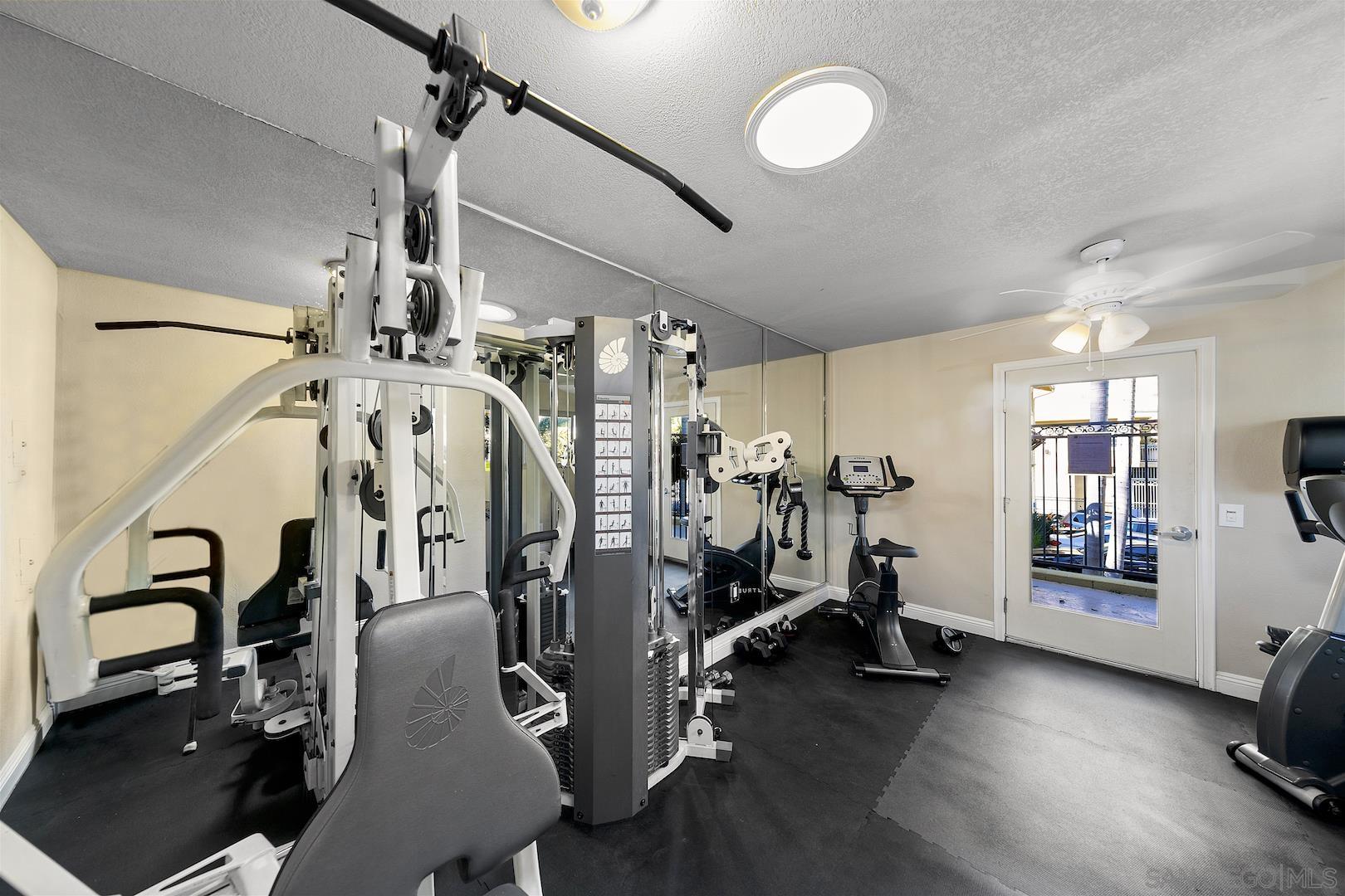 Detail Gallery Image 12 of 21 For 2744  B St  206, San Diego,  CA 92102 - 2 Beds | 2 Baths