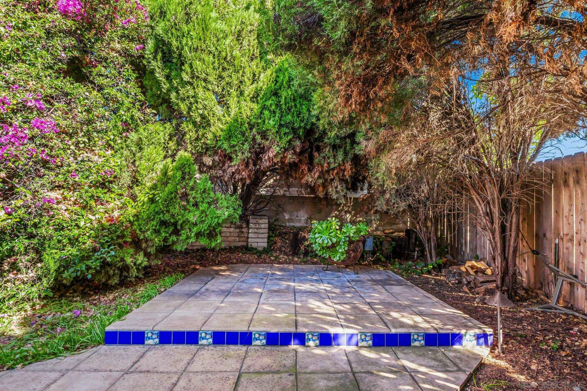 Detail Gallery Image 26 of 36 For 1914  Golden Circle Dr, Escondido,  CA 92026 - 2 Beds | 2 Baths