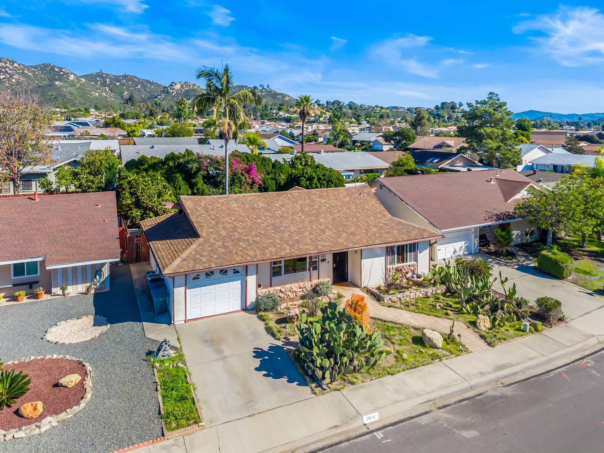 Detail Gallery Image 27 of 36 For 1914  Golden Circle Dr, Escondido,  CA 92026 - 2 Beds | 2 Baths
