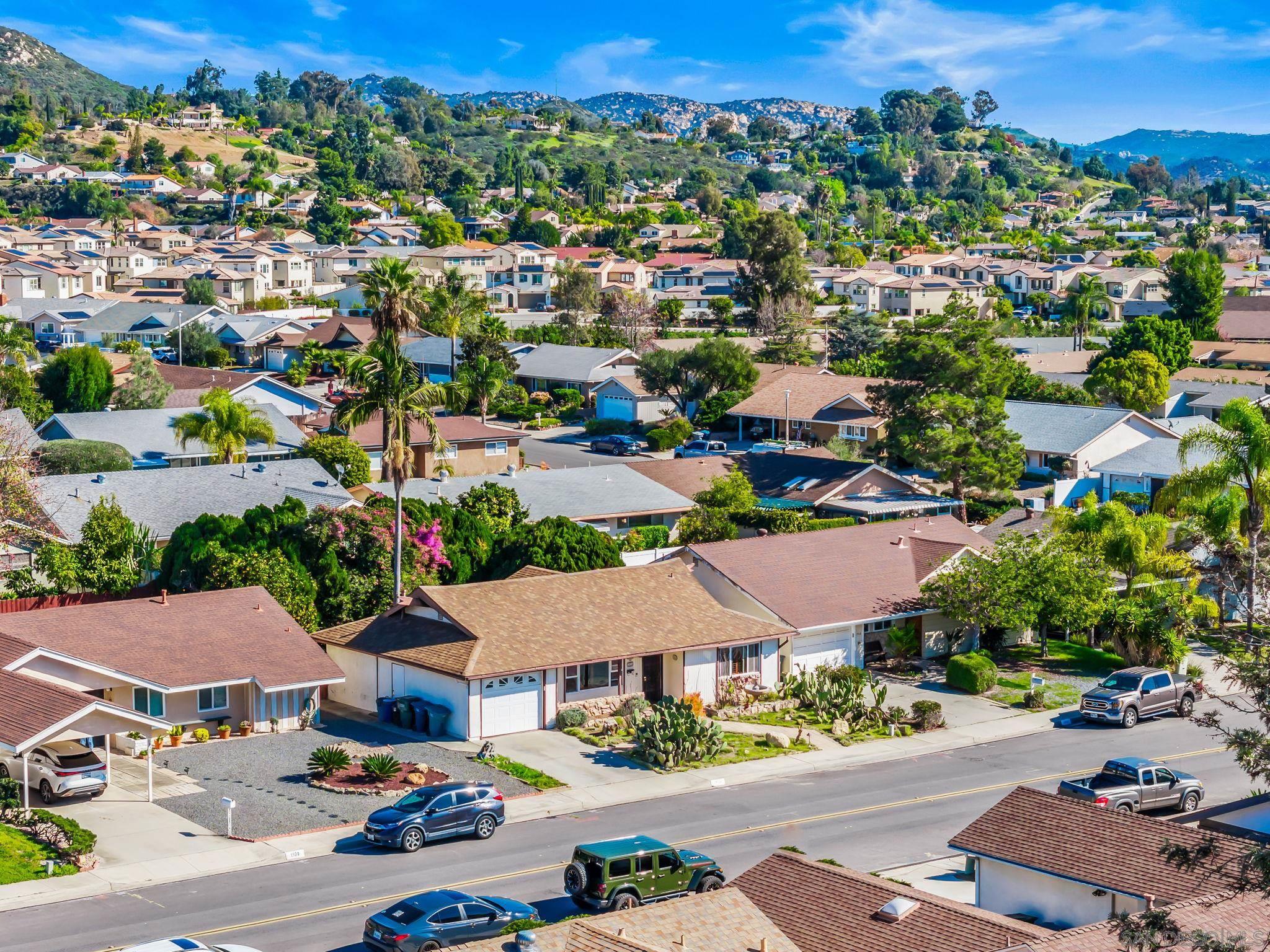 Detail Gallery Image 33 of 36 For 1914  Golden Circle Dr, Escondido,  CA 92026 - 2 Beds | 2 Baths