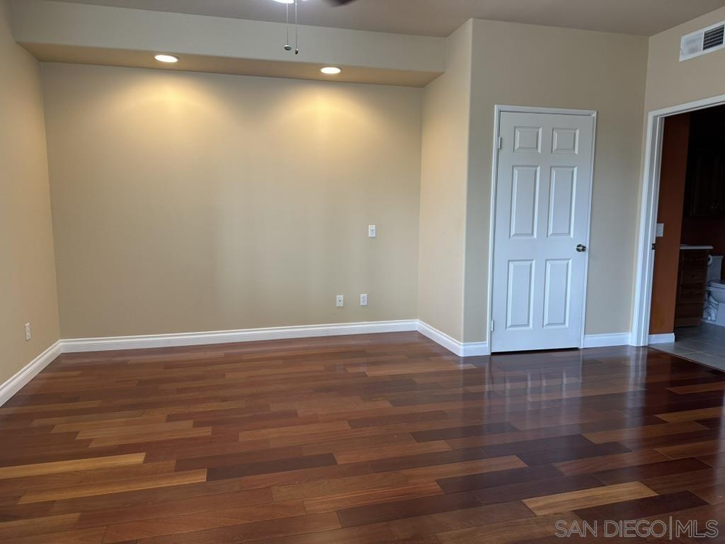 Detail Gallery Image 13 of 27 For 404 N Horne St  D-23, Oceanside,  CA 92054 - 3 Beds | 2 Baths