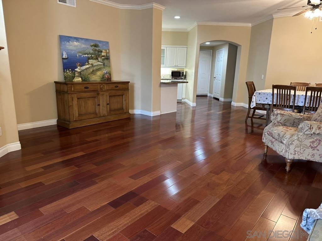 Detail Gallery Image 8 of 27 For 404 N Horne St  D-23, Oceanside,  CA 92054 - 3 Beds | 2 Baths