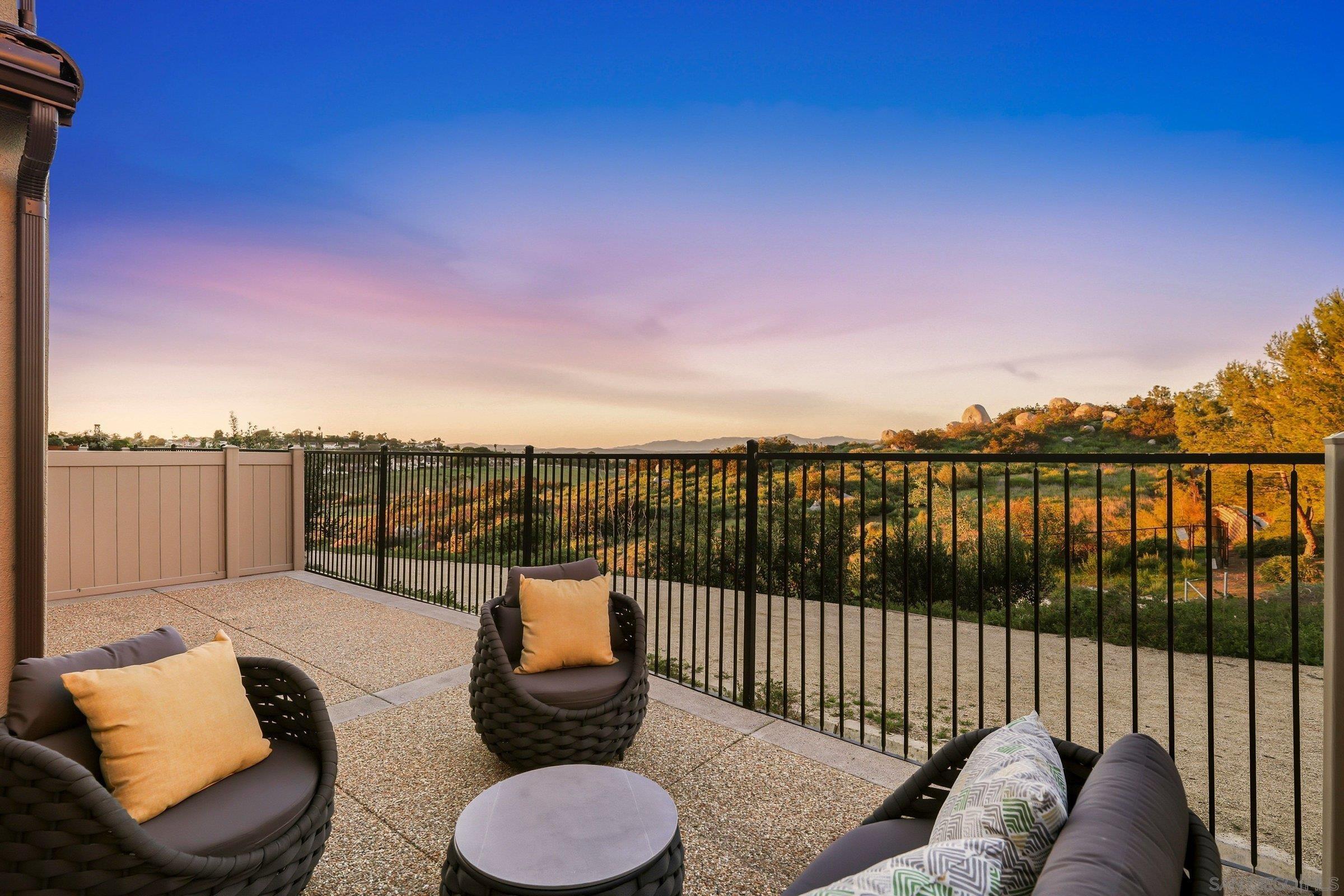 Front Image Thumbnail for SD260002520