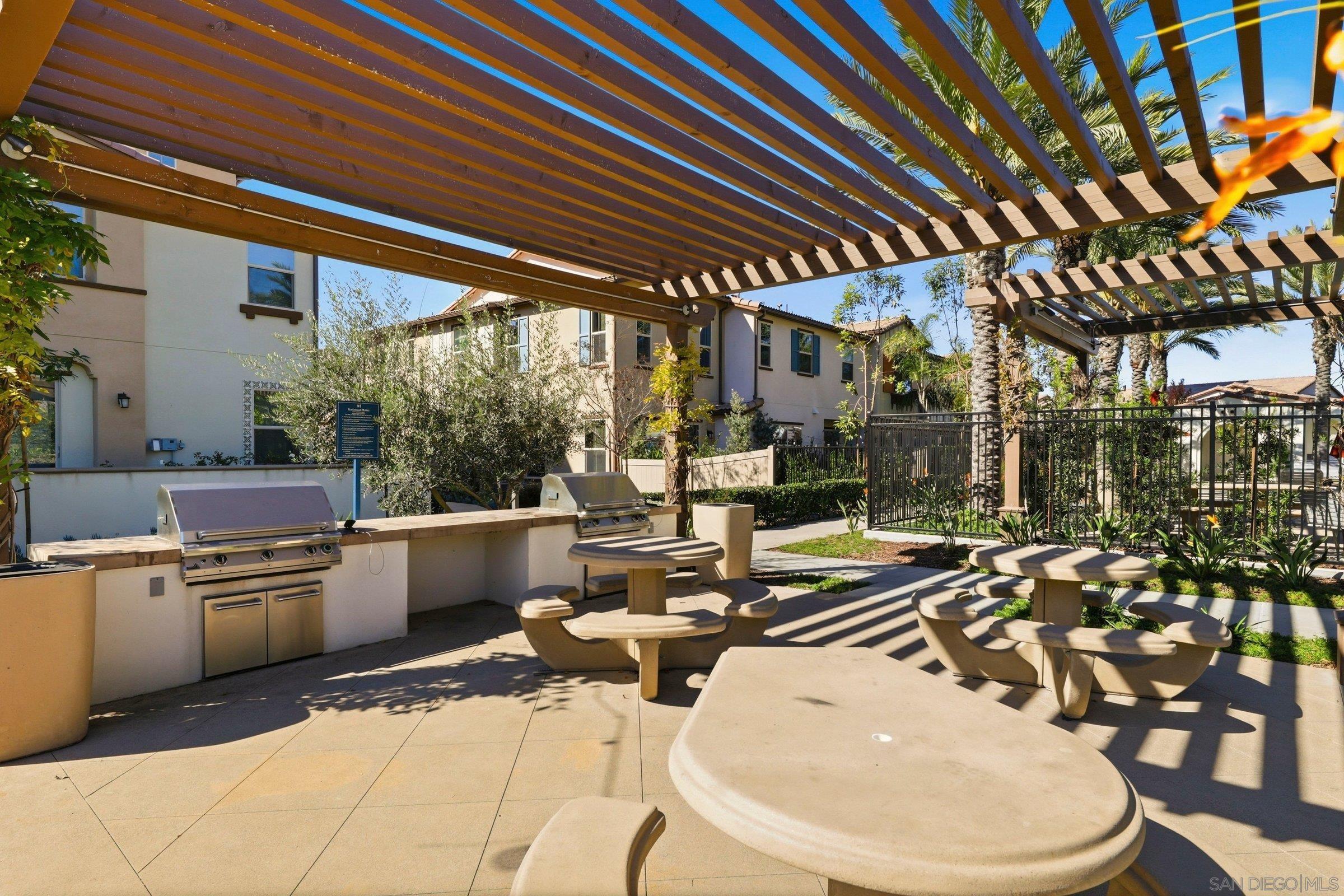 Detail Gallery Image 53 of 53 For 1794  Valley Oak Way, Oceanside,  CA 92056 - 4 Beds | 2/1 Baths