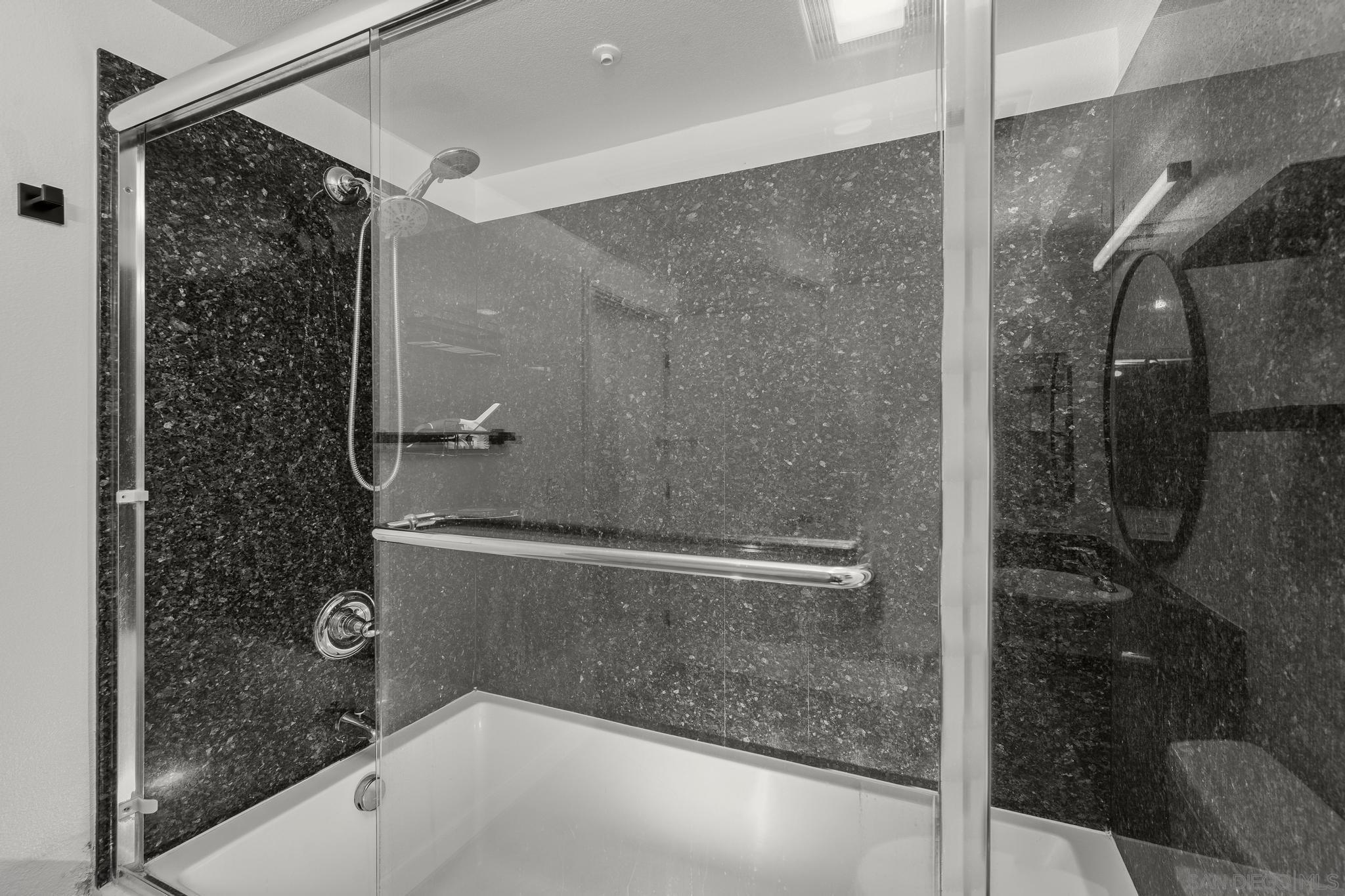 Detail Gallery Image 14 of 28 For 3650  5th Ave  #404,  San Diego,  CA 92103 - 1 Beds | 1 Baths