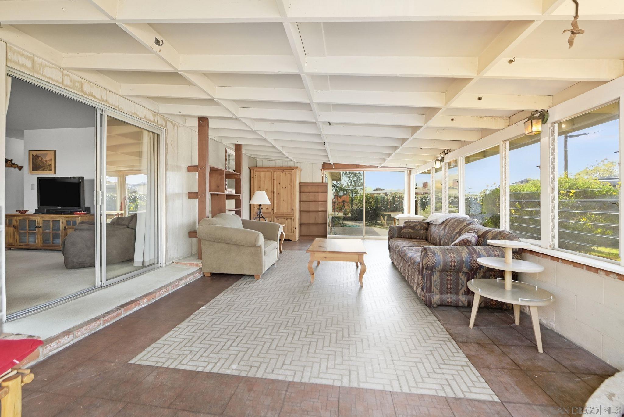 Detail Gallery Image 18 of 22 For 5110  Galt Way, San Diego,  CA 92117 - 3 Beds | 1/1 Baths