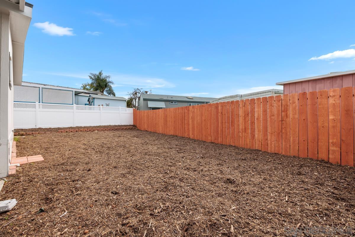 Detail Gallery Image 22 of 26 For 1750  Citracado  #44,  Escondido,  CA 92029 - 3 Beds | 2 Baths