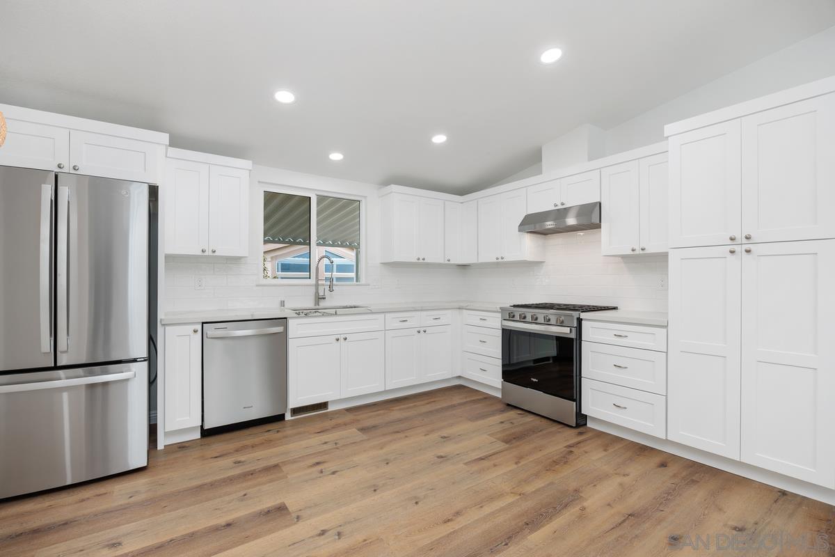 Detail Gallery Image 8 of 26 For 1750  Citracado  #44,  Escondido,  CA 92029 - 3 Beds | 2 Baths