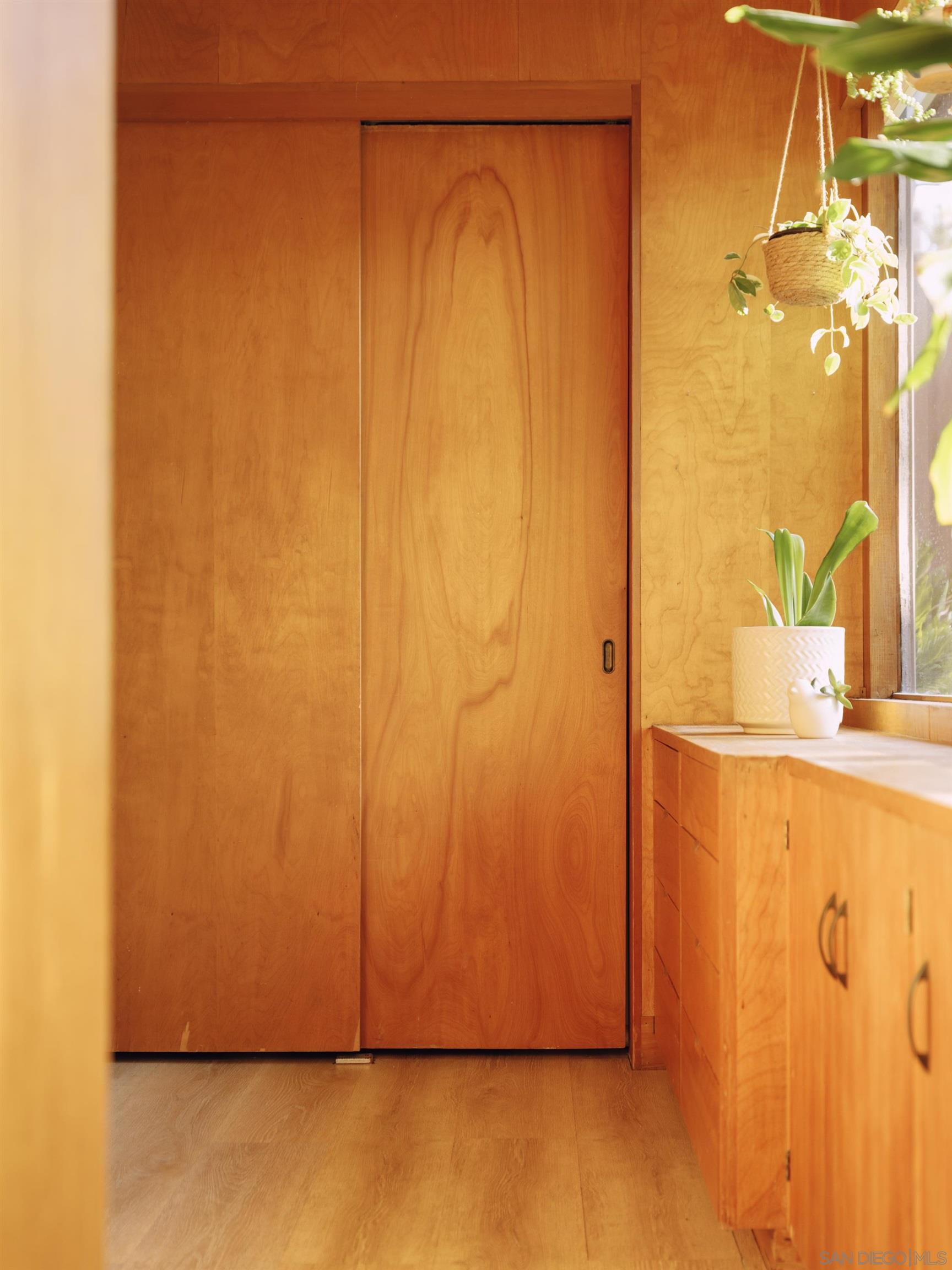 Detail Gallery Image 17 of 35 For 6009  Mimulus, Rancho Santa Fe,  CA 92067 - 8 Beds | 7/2 Baths