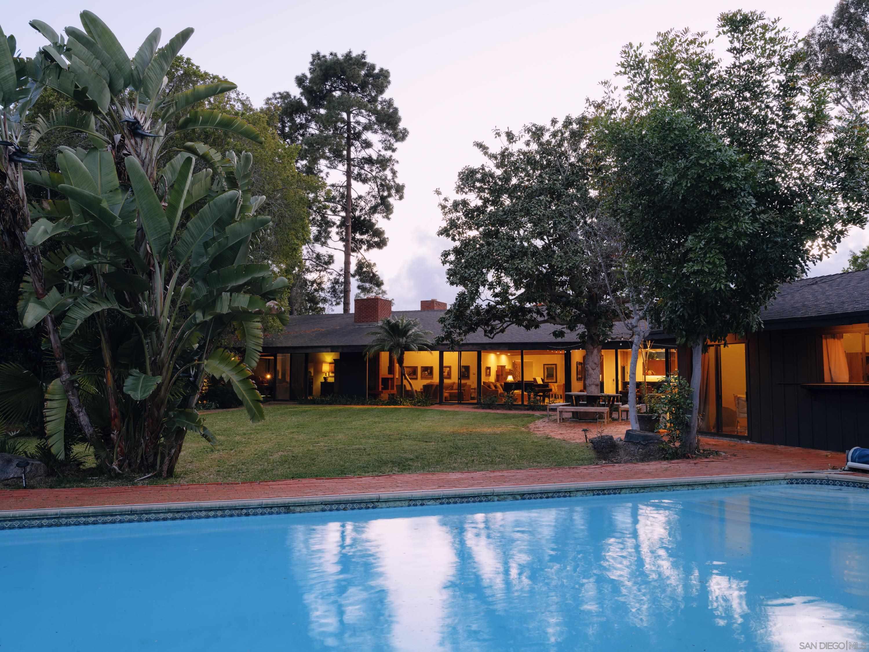 Detail Gallery Image 3 of 35 For 6009  Mimulus, Rancho Santa Fe,  CA 92067 - 8 Beds | 7/2 Baths