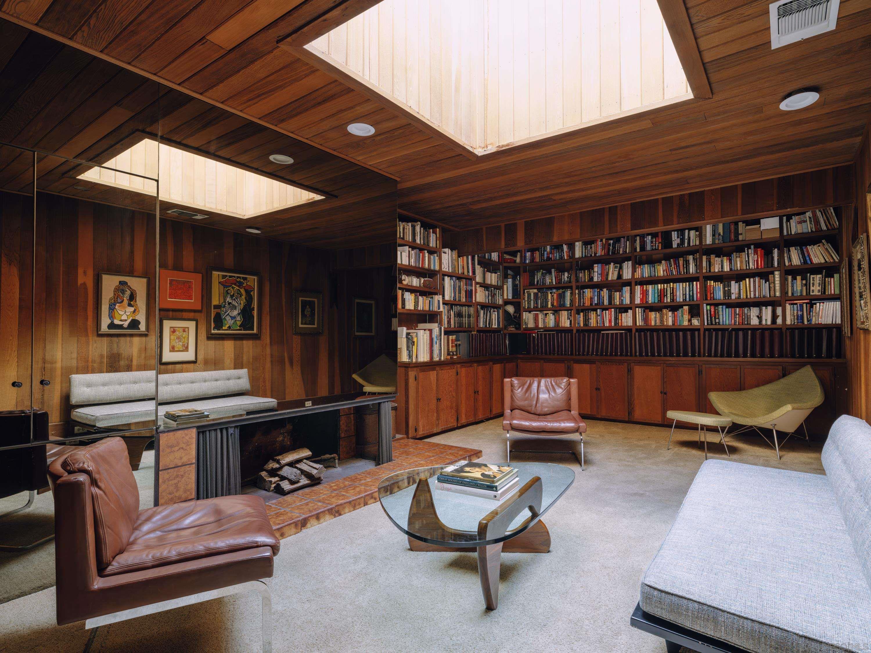 Detail Gallery Image 22 of 35 For 6009  Mimulus, Rancho Santa Fe,  CA 92067 - 8 Beds | 7/2 Baths