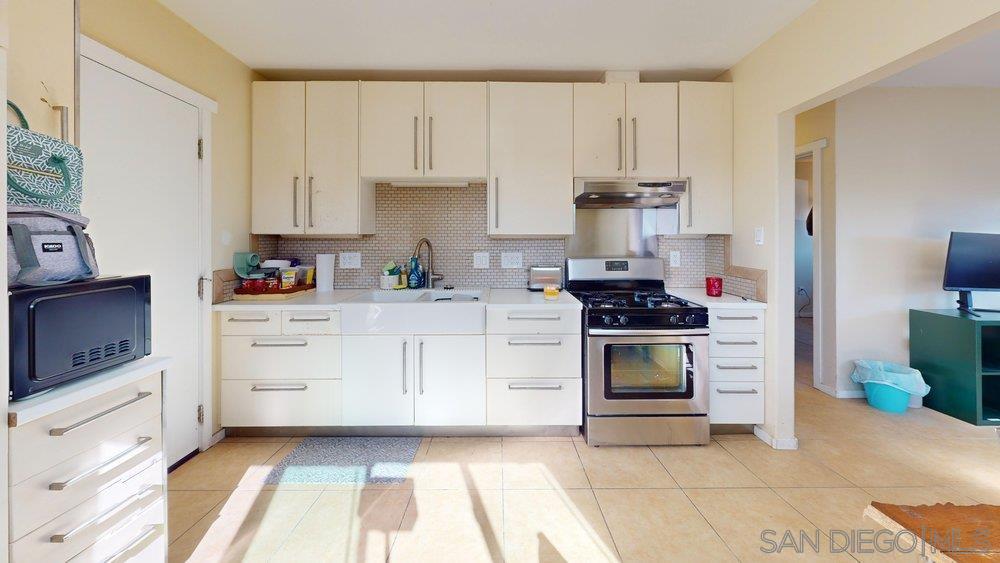 Detail Gallery Image 13 of 39 For 3346-48  Luna Ave., San Diego,  CA 92117 - – Beds | – Baths