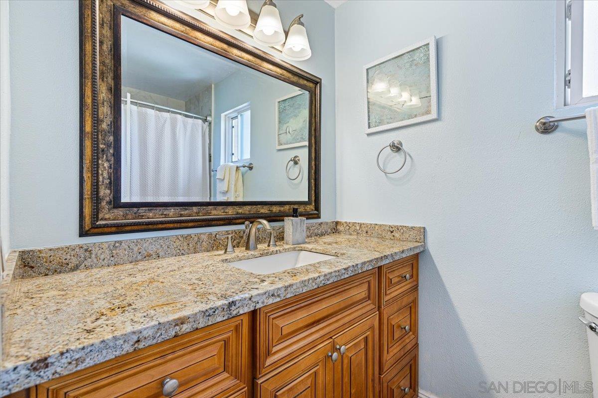 Detail Gallery Image 17 of 27 For 6295  Calle Pavana, San Diego,  CA 92139 - 3 Beds | 2 Baths