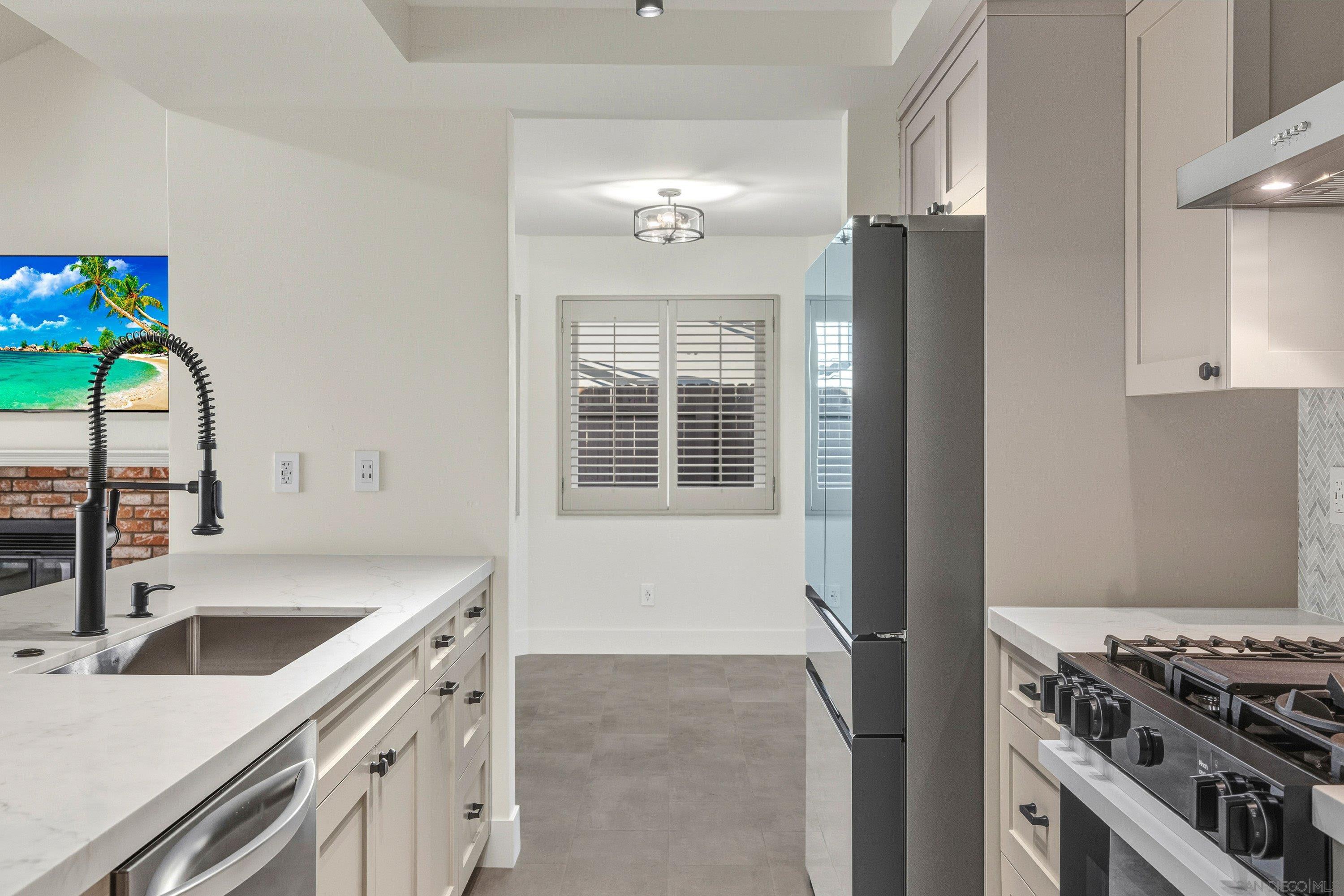 Detail Gallery Image 13 of 59 For 5639  Pony Ct, Oceanside,  CA 92057 - 4 Beds | 2 Baths