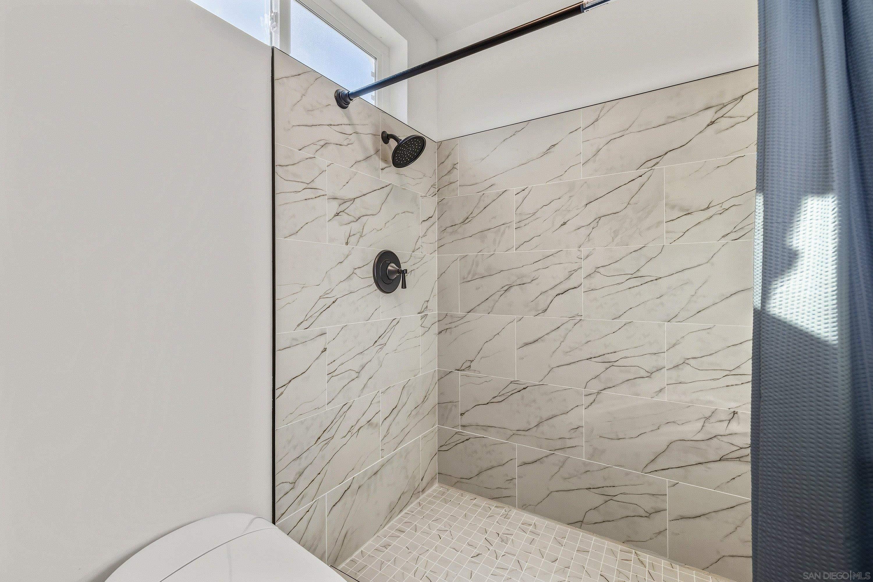 Detail Gallery Image 25 of 59 For 5639  Pony Ct, Oceanside,  CA 92057 - 4 Beds | 2 Baths