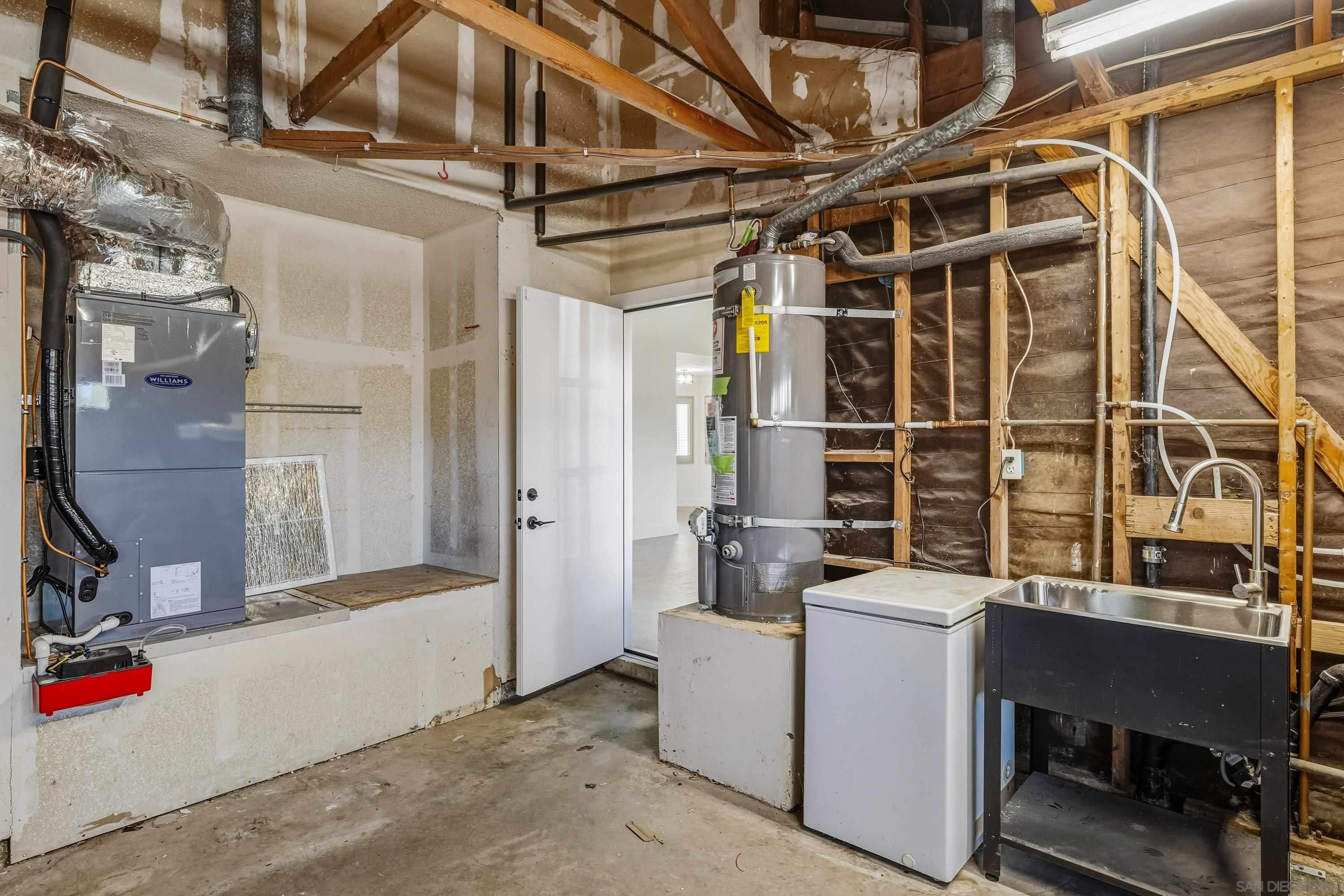 Detail Gallery Image 45 of 59 For 5639  Pony Ct, Oceanside,  CA 92057 - 4 Beds | 2 Baths