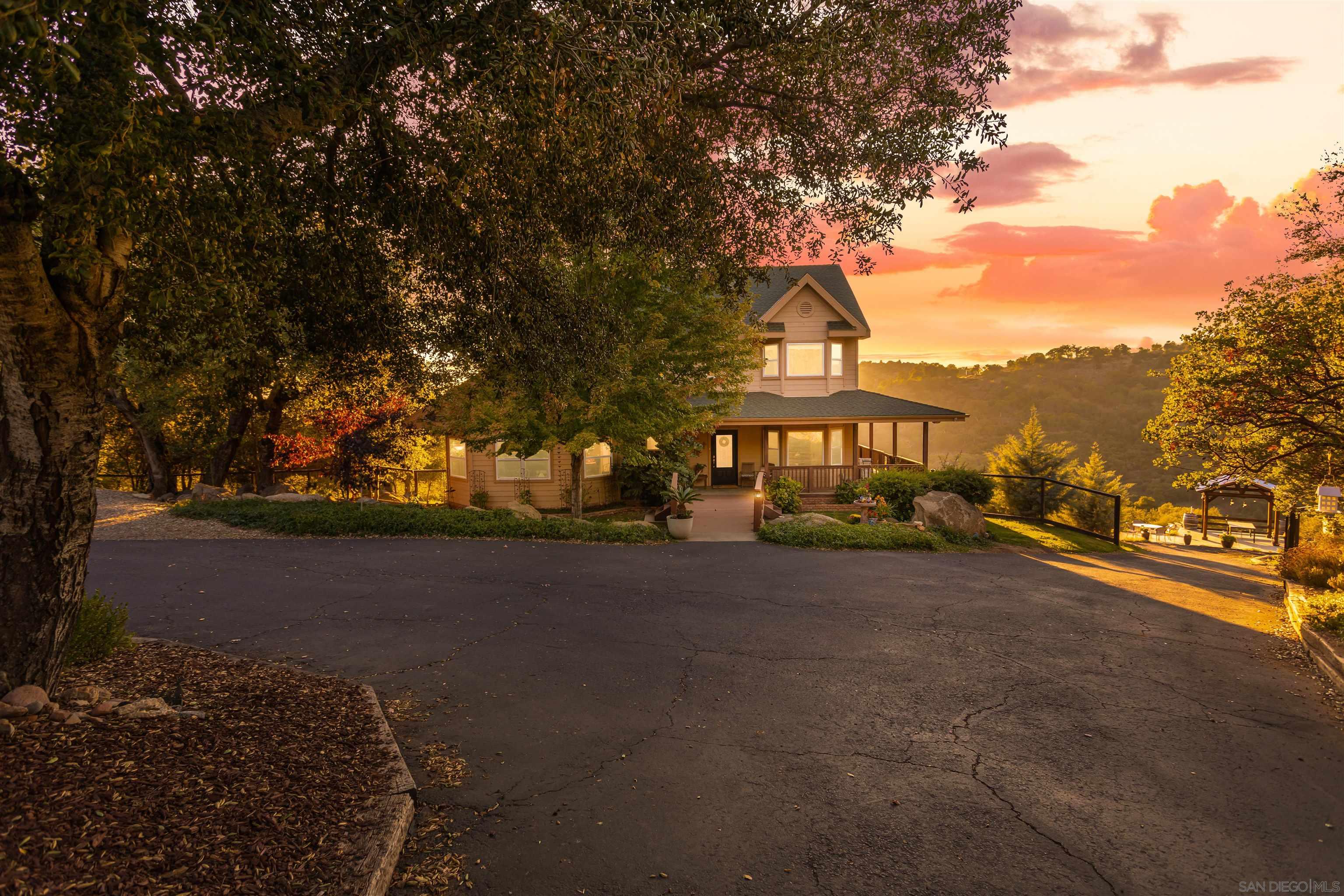 Detail Gallery Image 9 of 67 For 1210  Lakedale Rd., Julian,  CA 92036 - 5 Beds | 3/1 Baths