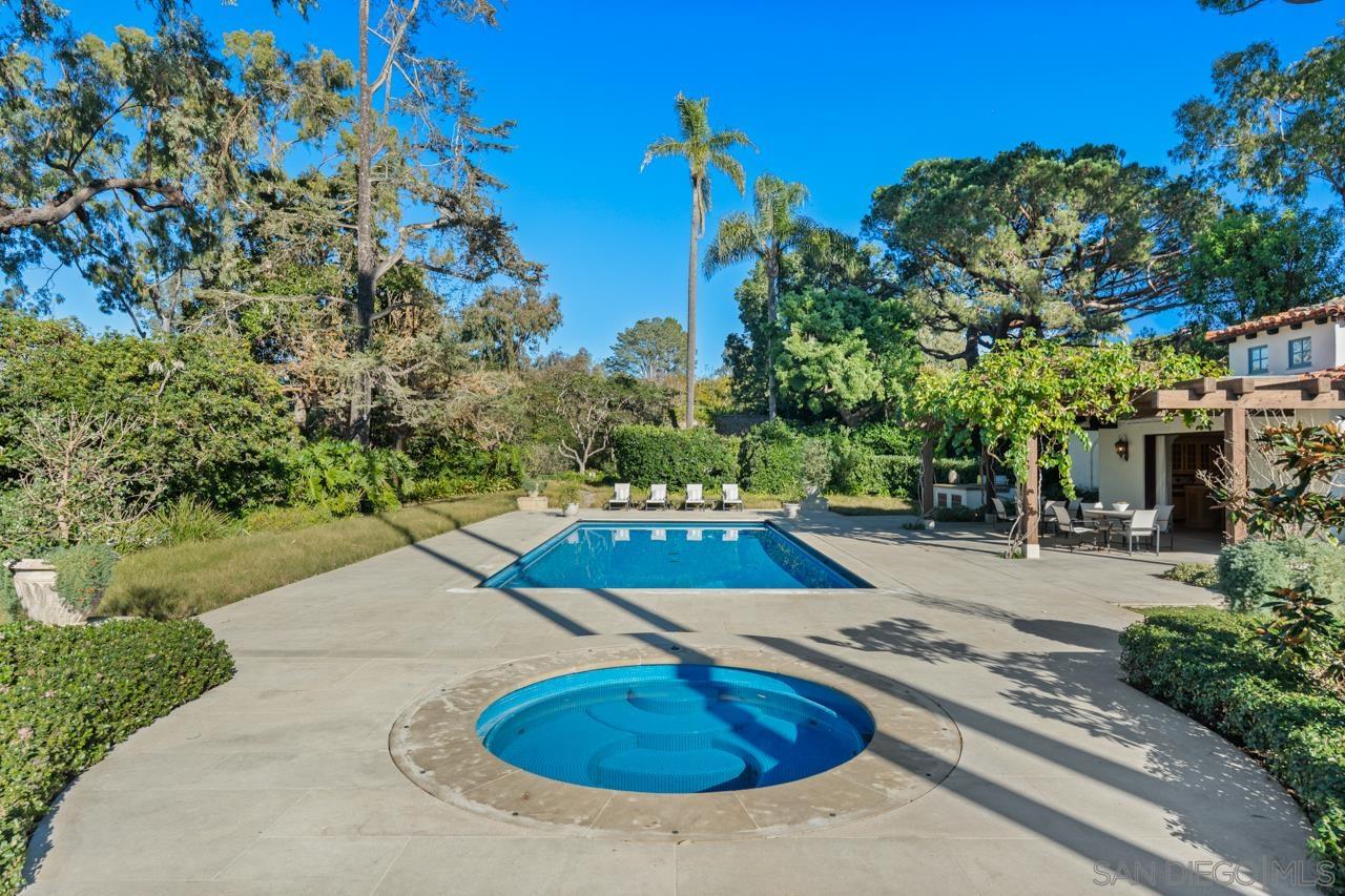 Detail Gallery Image 22 of 75 For 1205  Muirlands Dr, La Jolla,  CA 92037 - 8 Beds | 9/4 Baths