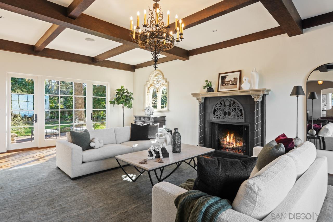 Detail Gallery Image 29 of 75 For 1205  Muirlands Dr, La Jolla,  CA 92037 - 8 Beds | 9/4 Baths