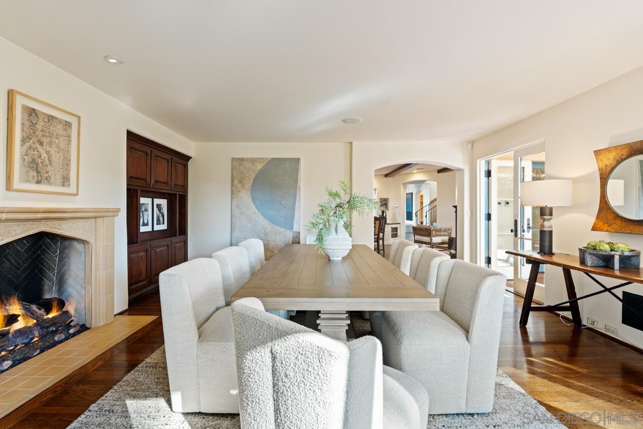 Detail Gallery Image 41 of 75 For 1205  Muirlands Dr, La Jolla,  CA 92037 - 8 Beds | 9/4 Baths