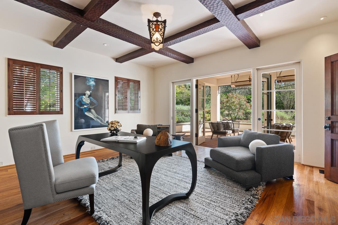 Detail Gallery Image 51 of 75 For 1205  Muirlands Dr, La Jolla,  CA 92037 - 8 Beds | 9/4 Baths