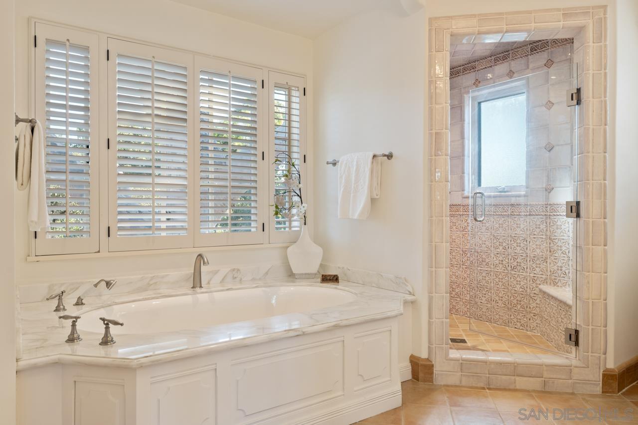 Detail Gallery Image 57 of 75 For 1205  Muirlands Dr, La Jolla,  CA 92037 - 8 Beds | 9/4 Baths