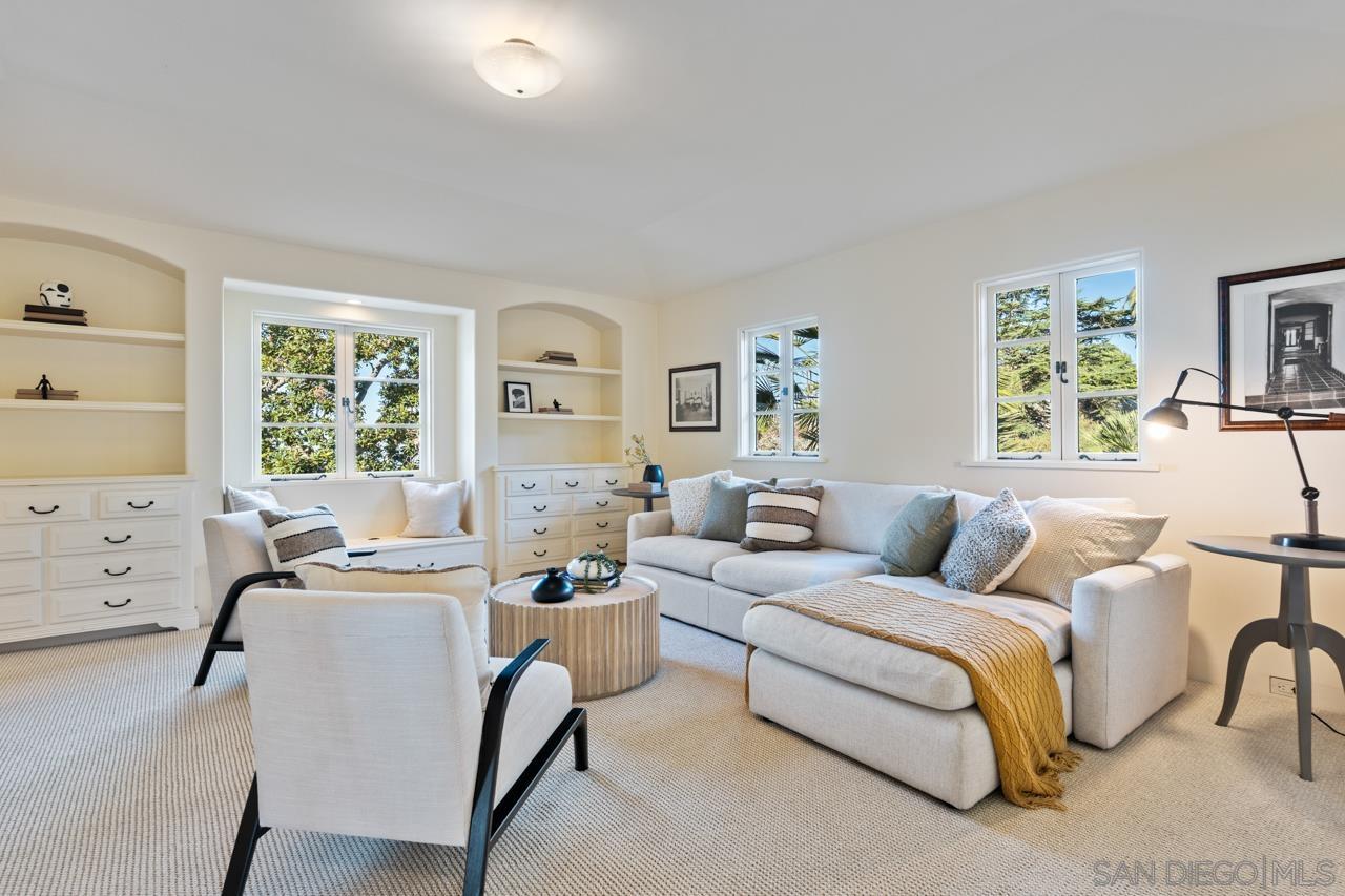 Detail Gallery Image 67 of 75 For 1205  Muirlands Dr, La Jolla,  CA 92037 - 8 Beds | 9/4 Baths