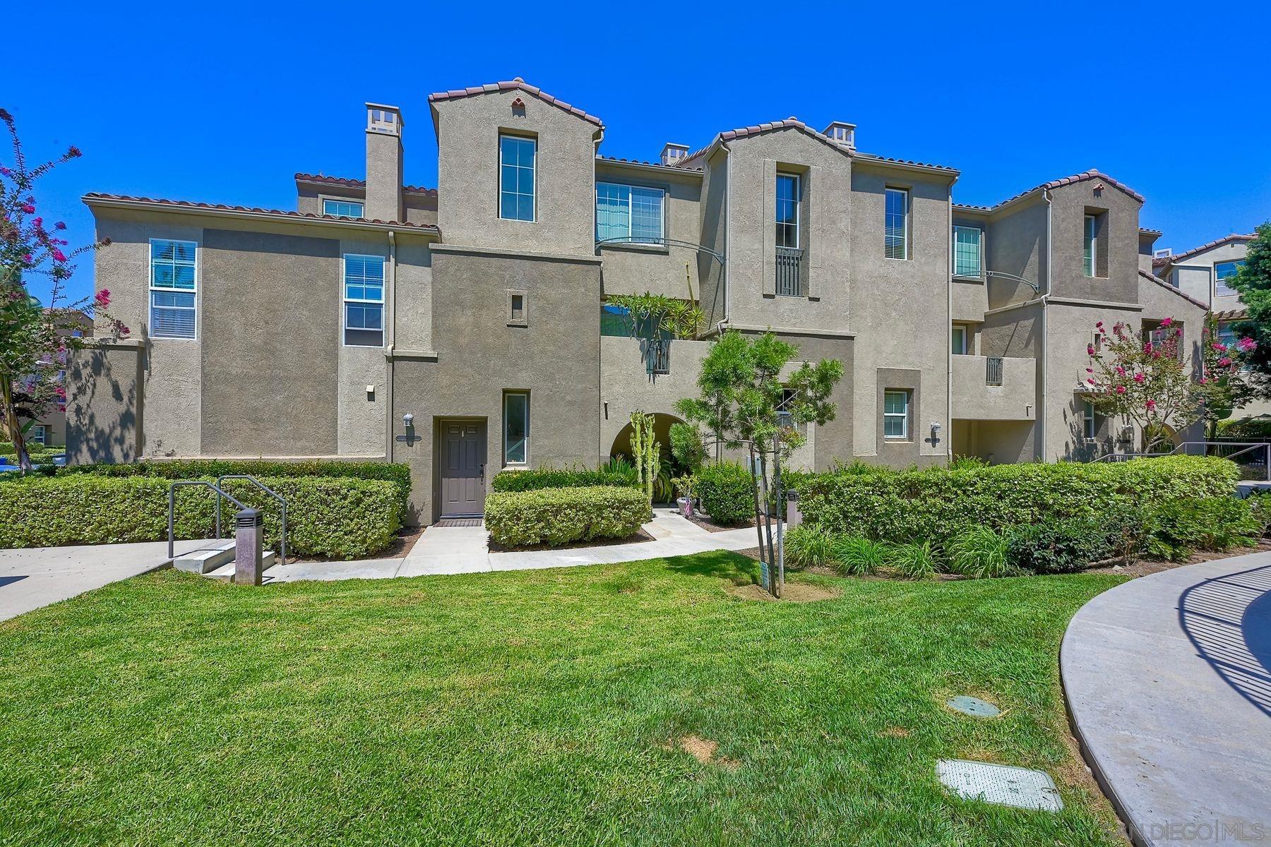 Detail Gallery Image 2 of 27 For 701  Hatfield, San Marcos,  CA 92078 - 3 Beds | 3/1 Baths