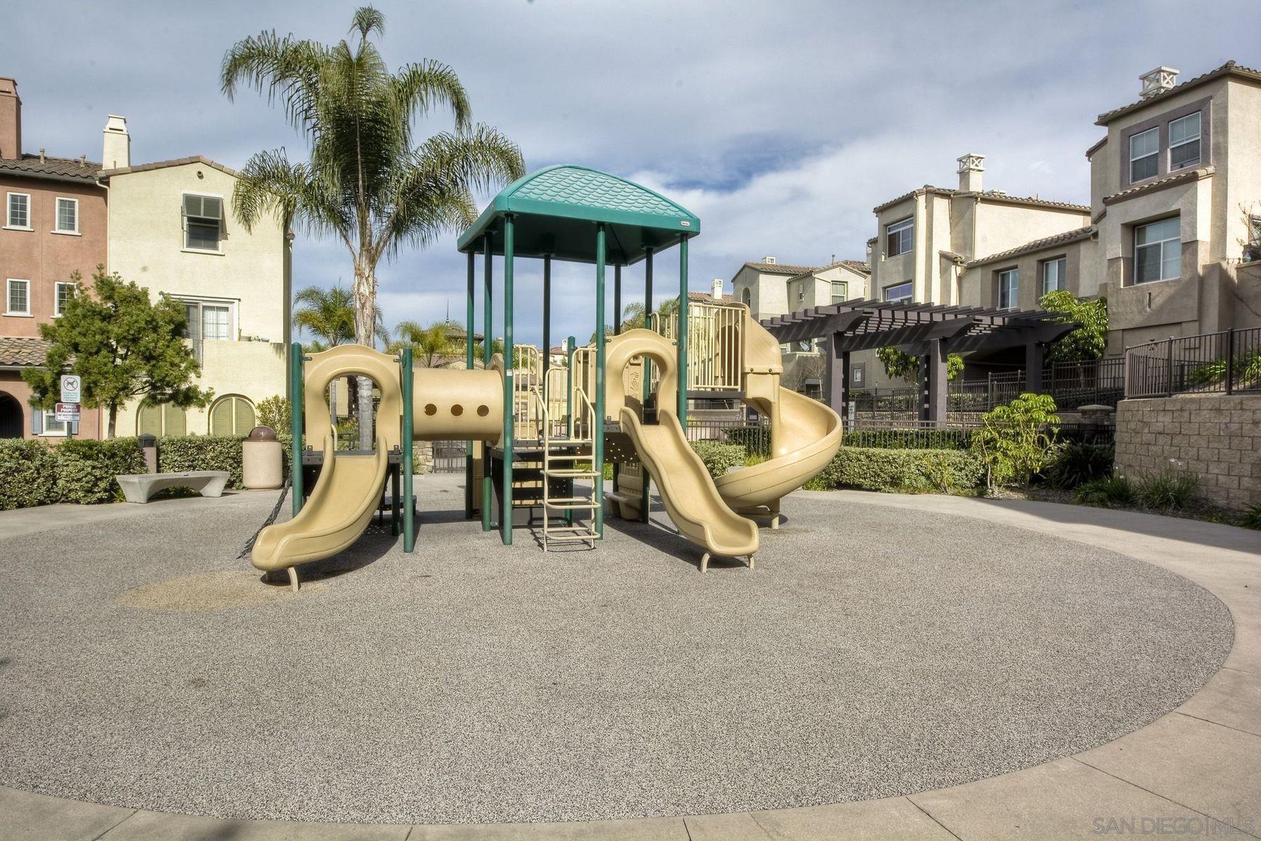 Detail Gallery Image 23 of 27 For 701  Hatfield, San Marcos,  CA 92078 - 3 Beds | 3/1 Baths