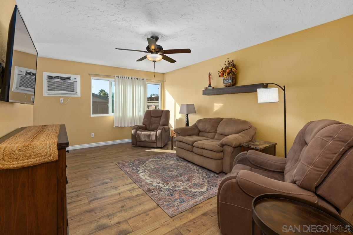 Detail Gallery Image 5 of 28 For 10209  Princess Sarit Way, Santee,  CA 92071 - 2 Beds | 1 Baths