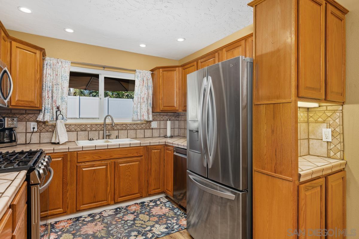 Detail Gallery Image 9 of 28 For 10209  Princess Sarit Way, Santee,  CA 92071 - 2 Beds | 1 Baths