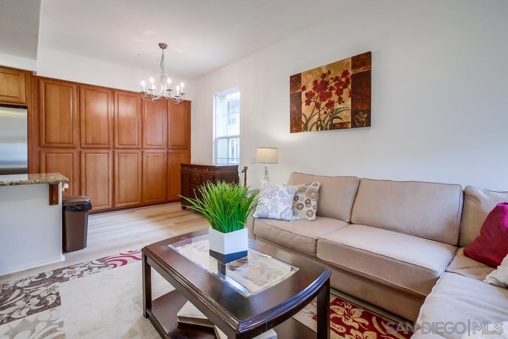 Detail Gallery Image 15 of 51 For 2856  Villas Way, San Diego,  CA 92108 - 2 Beds | 2/1 Baths