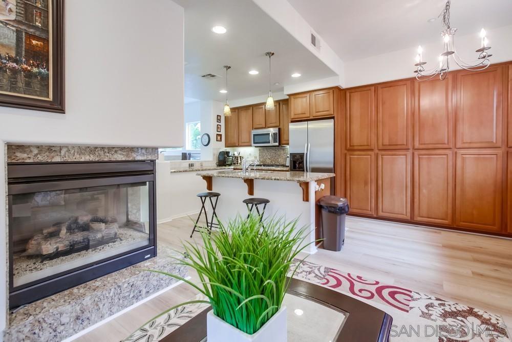 Detail Gallery Image 16 of 51 For 2856  Villas Way, San Diego,  CA 92108 - 2 Beds | 2/1 Baths