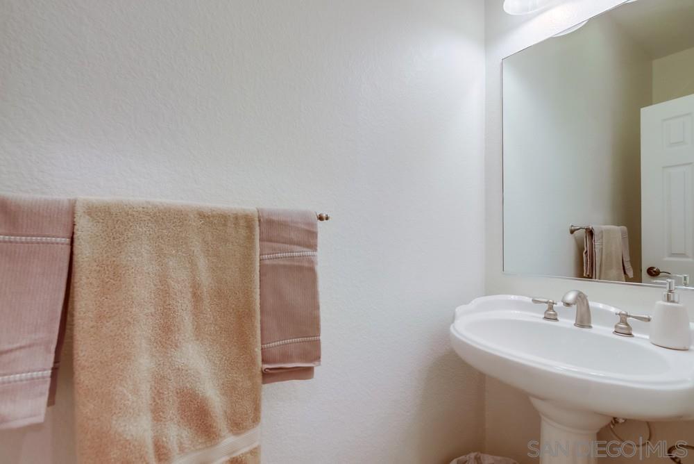Detail Gallery Image 19 of 51 For 2856  Villas Way, San Diego,  CA 92108 - 2 Beds | 2/1 Baths