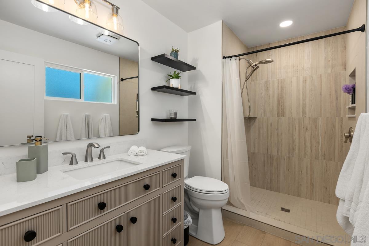 Detail Gallery Image 16 of 17 For 1743  Reed, San Diego,  CA 92109 - 2 Beds | 2 Baths