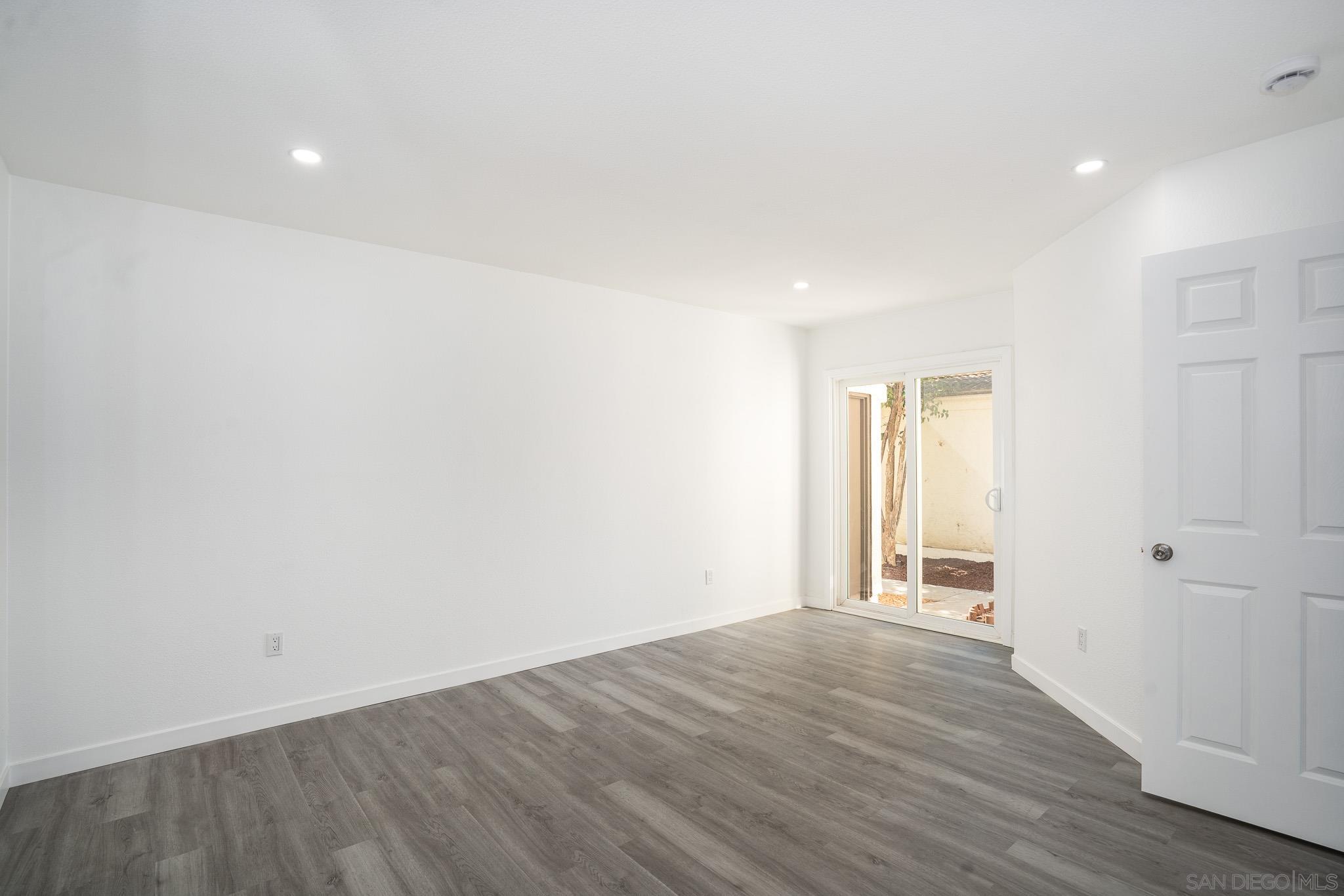 Detail Gallery Image 22 of 38 For 956 S 45th St, San Diego,  CA 92113 - 3 Beds | 2 Baths