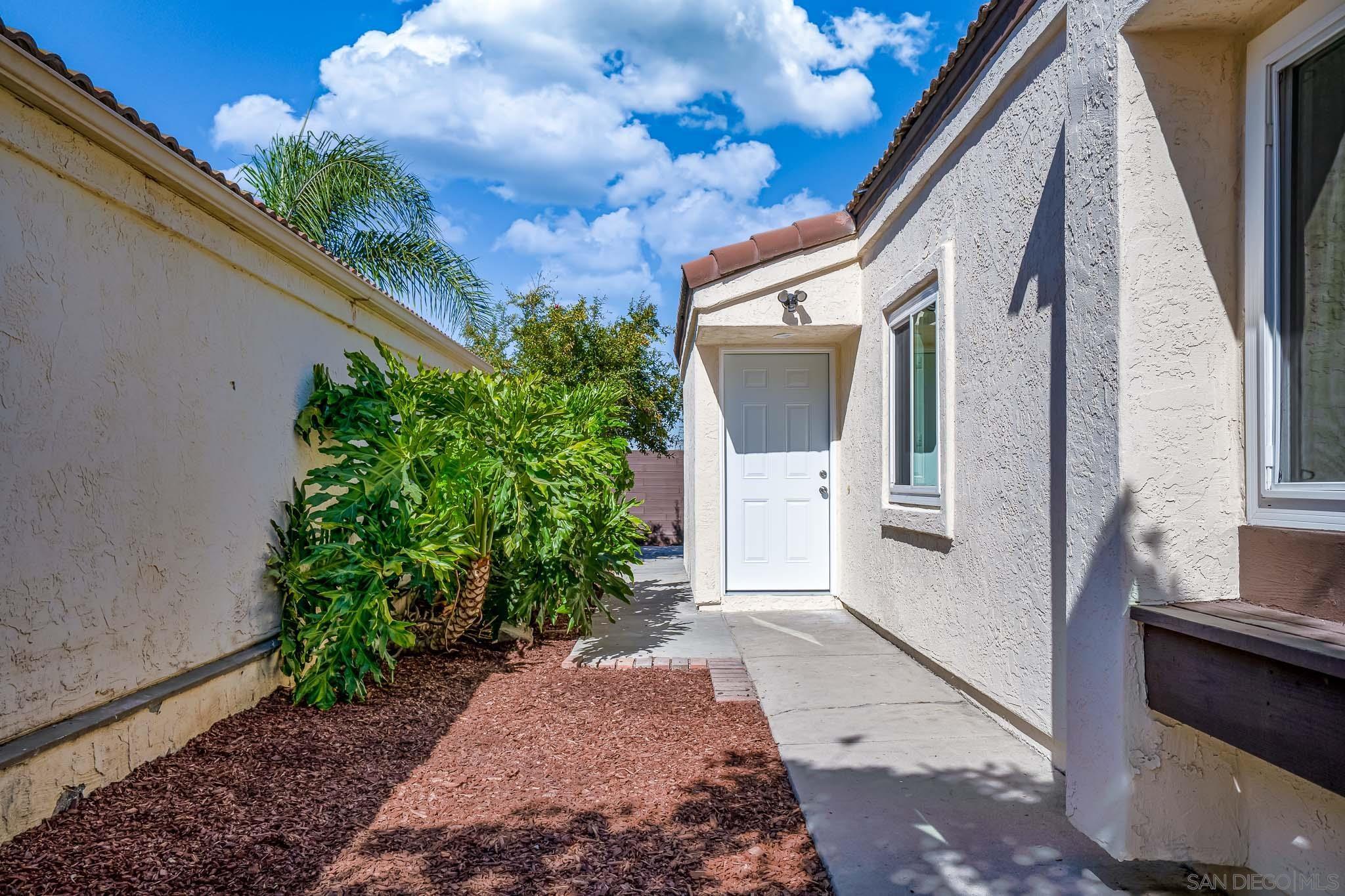 Detail Gallery Image 37 of 38 For 956 S 45th St, San Diego,  CA 92113 - 3 Beds | 2 Baths